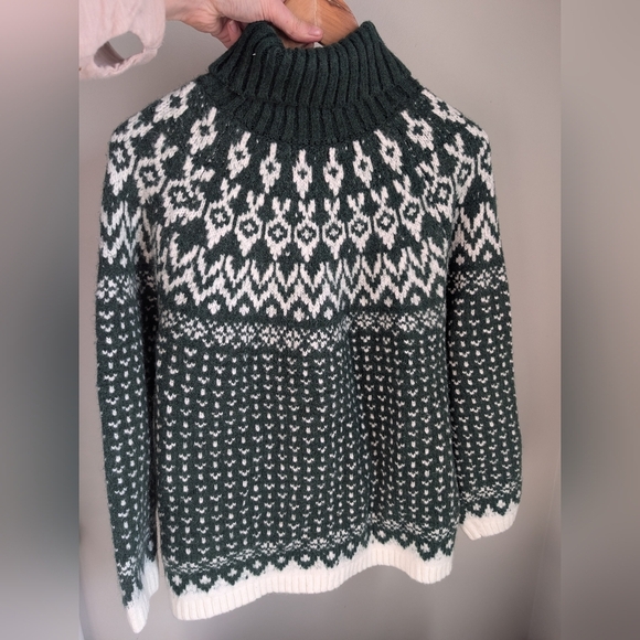 Wind River Heritage Fair Isle Turtleneck Sweater orest Green & White BNWT - Picture 4 of 5